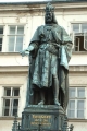 Novogotický pomník Karola IV. na Křížovníckom námestí v Prahe.